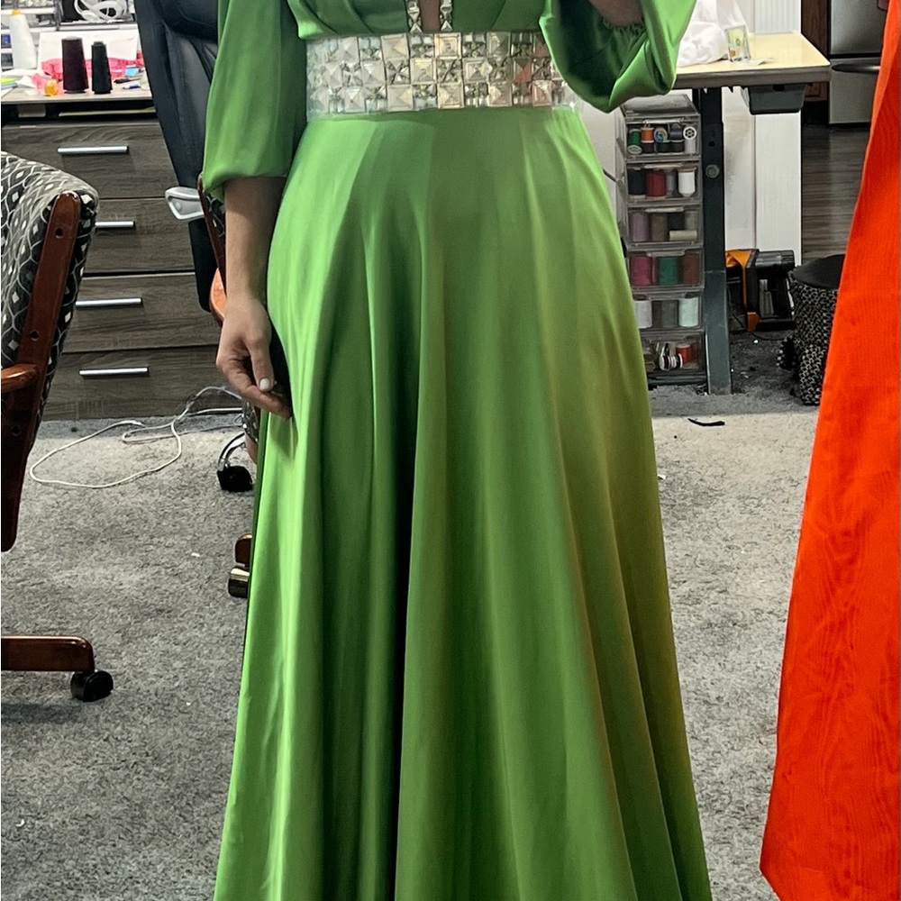 Jenny Packman Merida Beaded Satin Gown - Picture 3 of 16
